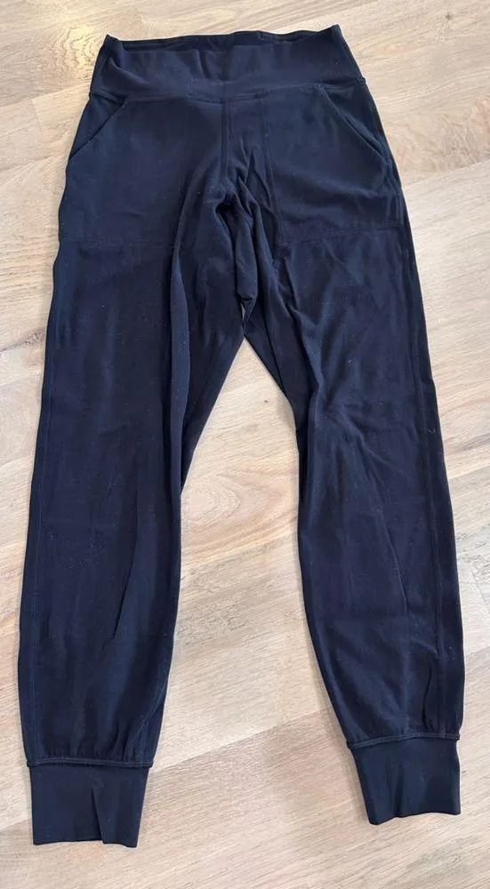 Lululemon Align Jogger 28"
Black size 4 - Image 5