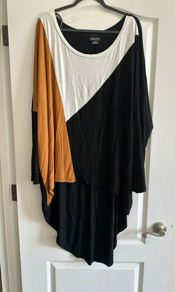 Celine Top Honey Yellow Black White size XXL (24) - Image 2