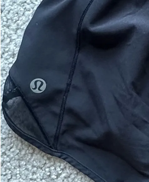 Lululemon Hotty Hot High-Rise 2.5" shorts - Image 2