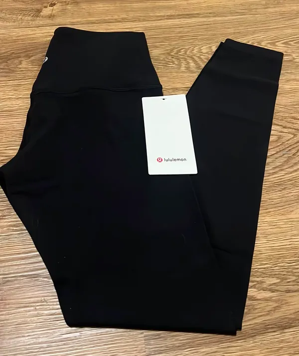 Lululemon Black Align Leggings 28” - Image 3