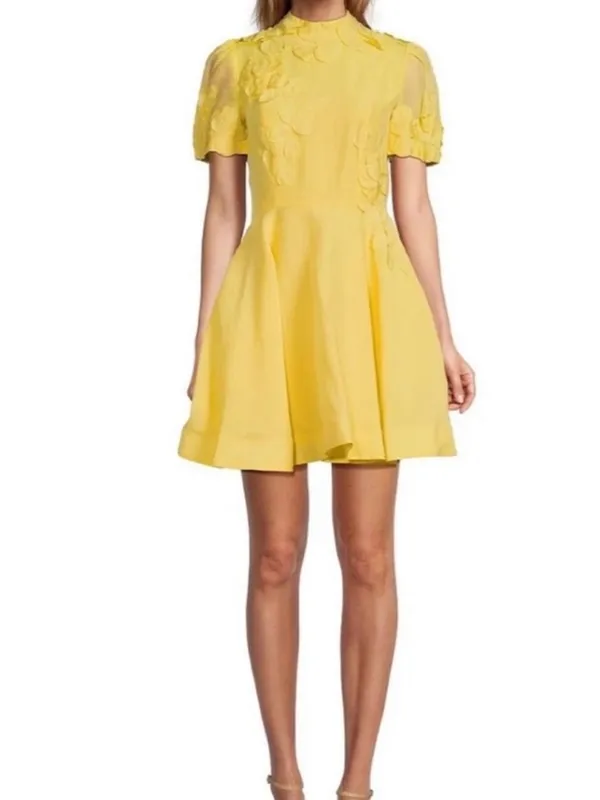 NWT Antonio Melani Iris‎ Linen Floral Appliqué Sunshine Yellow Mockneck Dress - Image 2