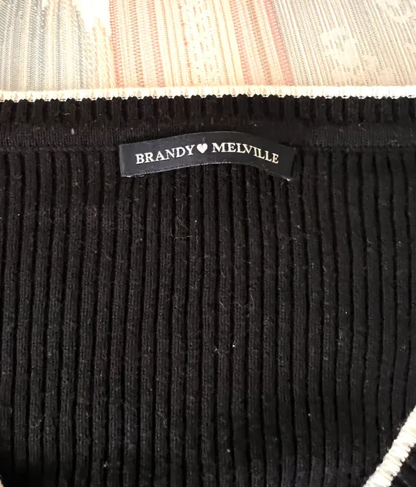 Brandy Melville Cropped Knit Top - Image 2