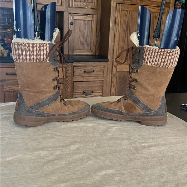 Bearpaw Serena Suede Winter‎ Lace Up Boot - Image 5