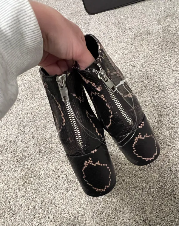 Steve Madden Boots - Image 6