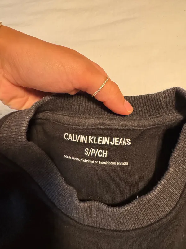 Calvin Klein Crewneck Sweatshirt - Image 2