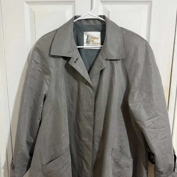 S31 London Fog Light Gray Coat - Image 6