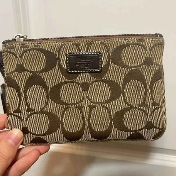 Coach wristlet logo print brown - Image 2