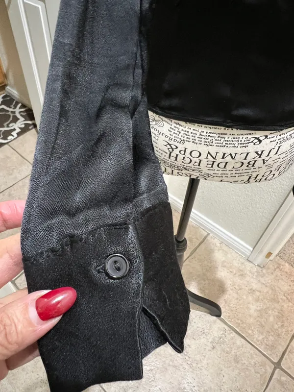 The Label Shannon Top, Size Small - Image 12