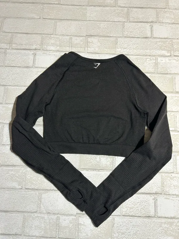Gymshark Black Long-Sleeve Cropped Training Top - Image 2