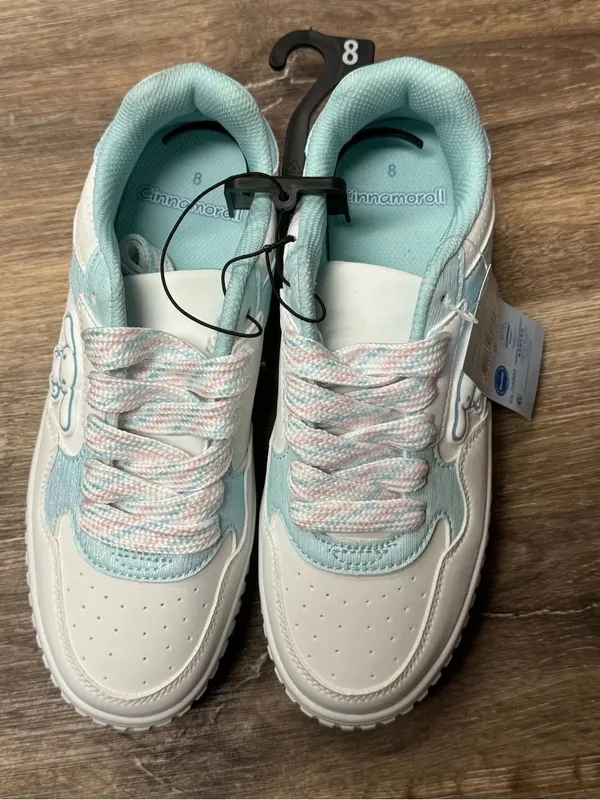 NEW Hello Kitty Cinnamoroll Casual Court Sneakers Women’s 8 - Image 4