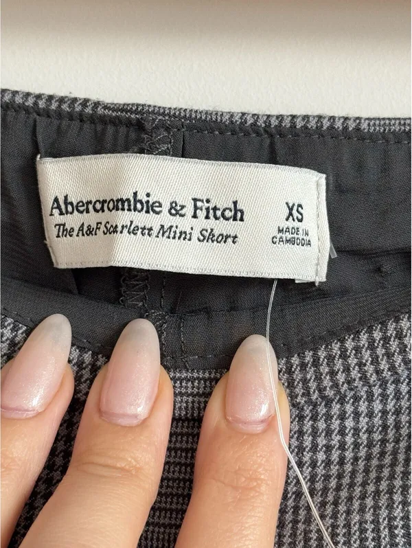 Abercrombie & Fitch Scarlett Mini Skort XS Gray Plaid High Rise Preppy - Image 5