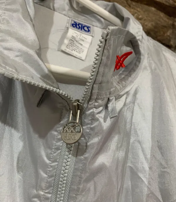 ASICS Vintage Grey/Orange Thin Lightweight Windbreaker Jacket w/ Embroidered Logo - Image 4