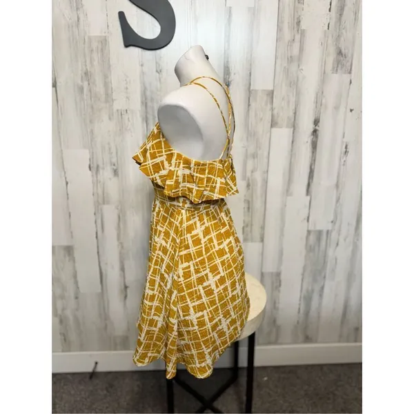 J.O.A yellow dress - Image 3