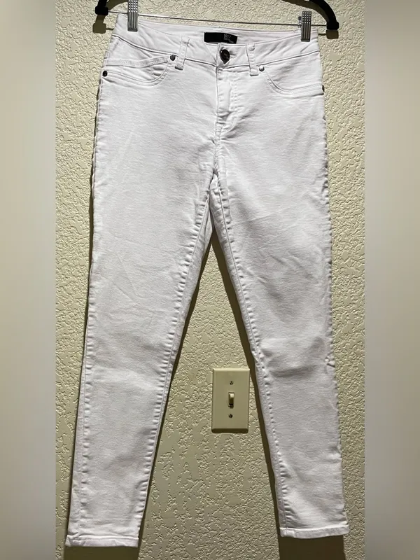 1822 Denim White High-Rise Skinny Jeans Size 8 Like New Condition - Image 2