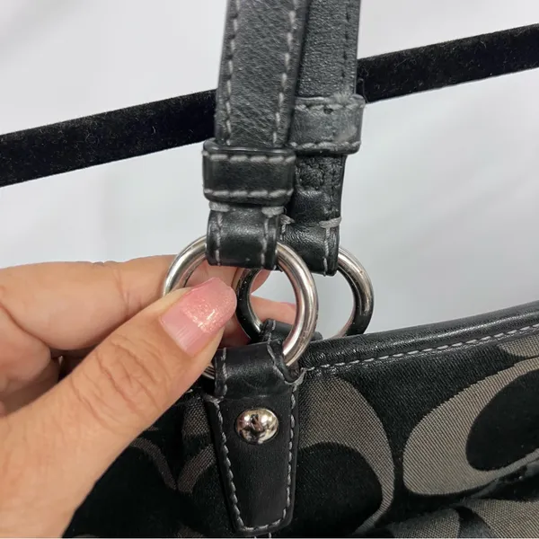 Coach Black Iridescent Textured Shoulder purse signature Bag - Image 5