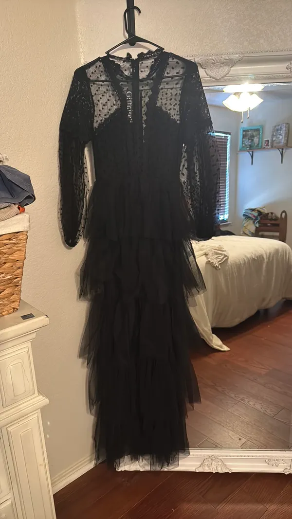 Black dress - Image 2