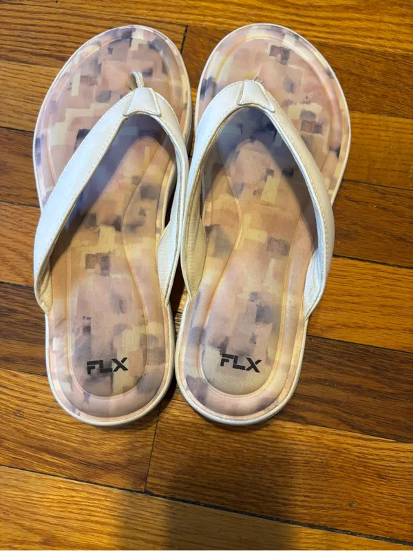Women's Cream Flip Flop Sandals - Soft Cushioned Thong - Image 3