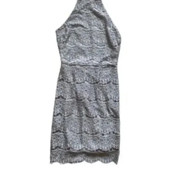 Charlotte Russe Sleeveless Grey Lace Mini Dress Size Small - Image 2