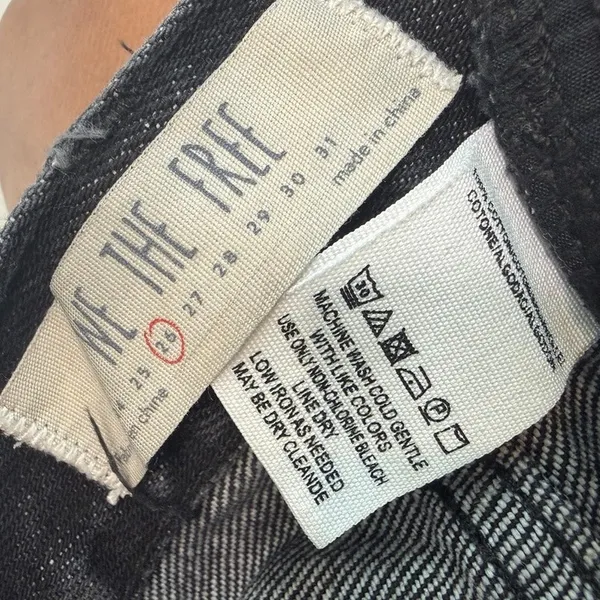 Free People 26 relaxed distressed destroyed denim jean skirt SK 3244 - Image 5