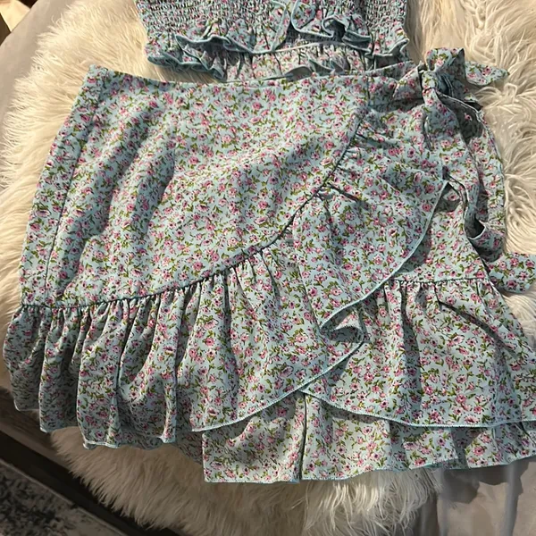SheIn Floral Blue Two Piece Skirt Set - Image 3