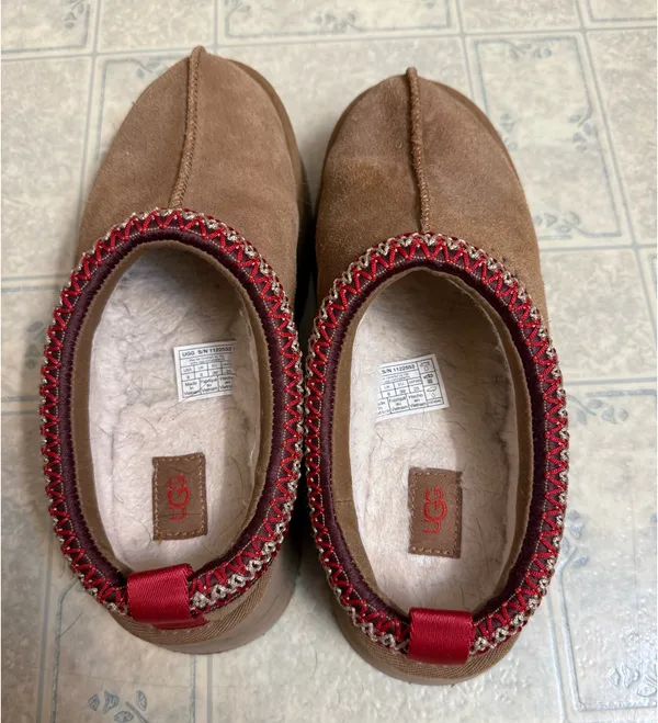 UGG Tazz Platform Slippers - Image 3