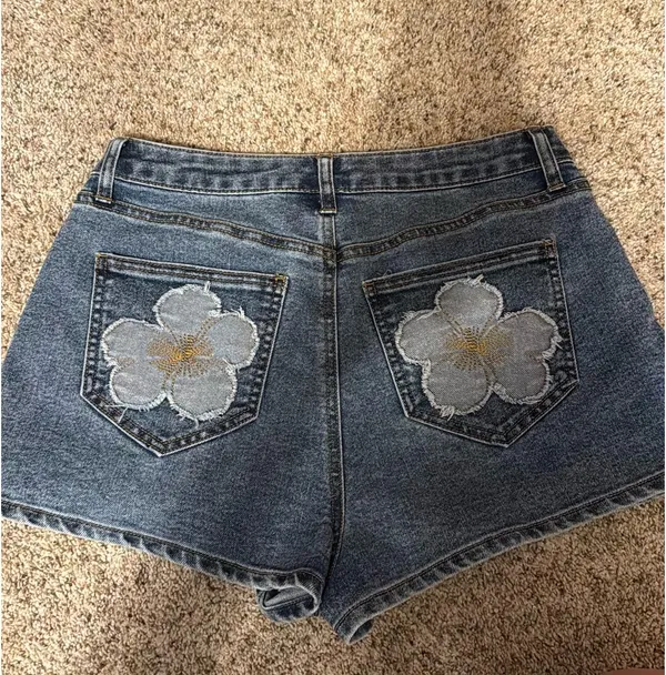 No Boundaries jean shorts - Image 2