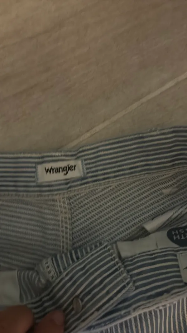 Wrangler shorts NWT  - Image 2