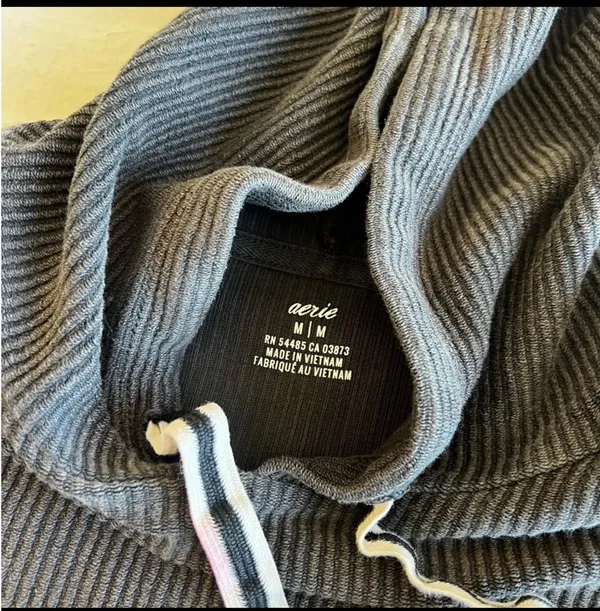 Aerie Sweatshirt - Image 3