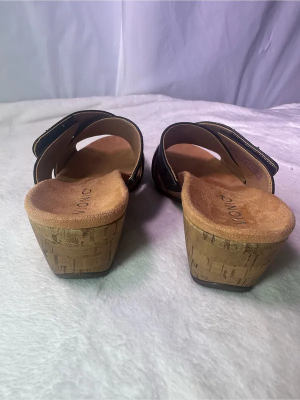 Vionic Black Crisscross Wedge Slide - Image 7