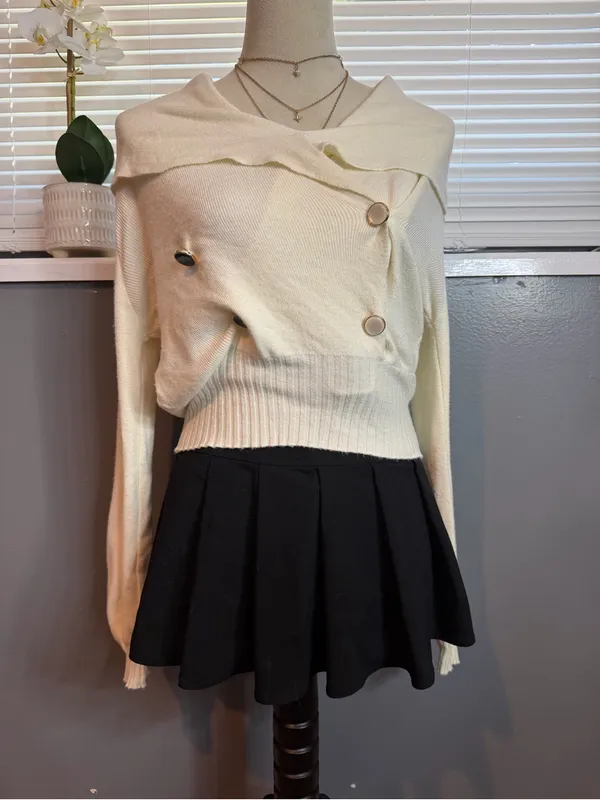 Source Unknown Ivory Asymmetrical Foldover Collar Sweater Small Gold Button Preppy Coquette - Image 6