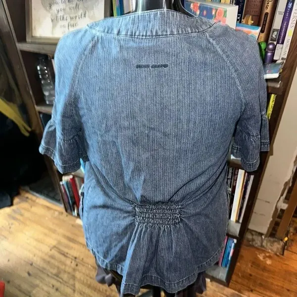 DKNY jeans vintage denim snap M short sleeve shirt - Image 2