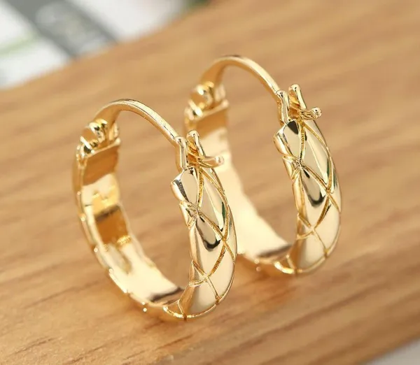 Polished Metal Texture Gold Hoop Earrings for Women - Image 4