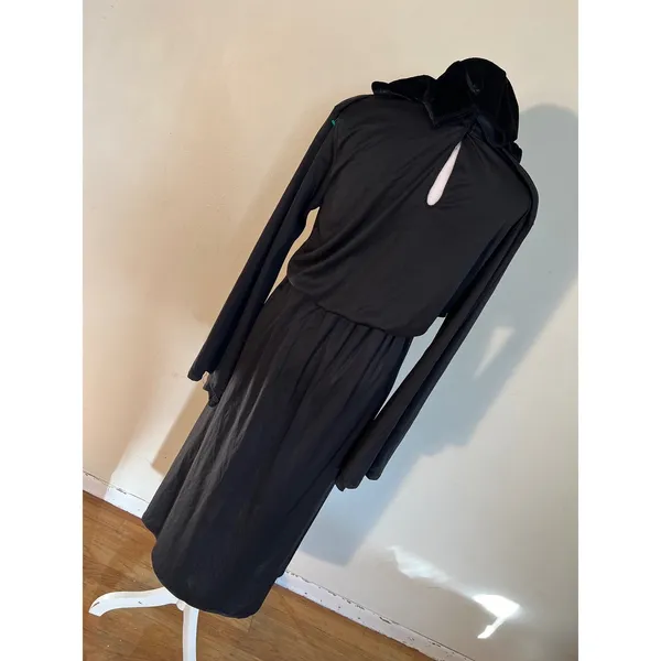 Gothic Hooded Maxi Dress Black Velvet Bell Sleeve Medieval Witchy Gown M/L - Image 6