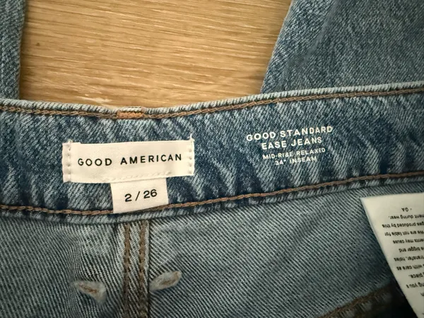 Good American Vintage Wide-Leg Jeans in Westgate Blue - Image 2