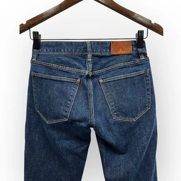 Madewell Super Low Rise Slim Cropped Jeans with Side Zip in Dark Wash size 24 - Image 4