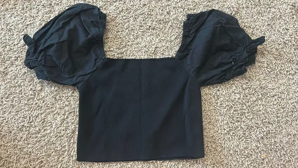 Black top Size M - Image 2