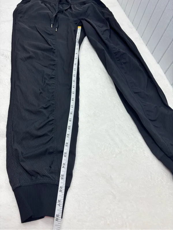 Lululemon Dance Studio Mid-Rise Jogger Black Size 6 - Image 7