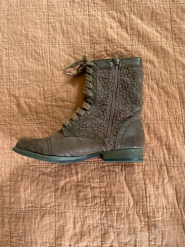American Eagle Y2K Brown Lace Crochet Combat Boots - Image 10