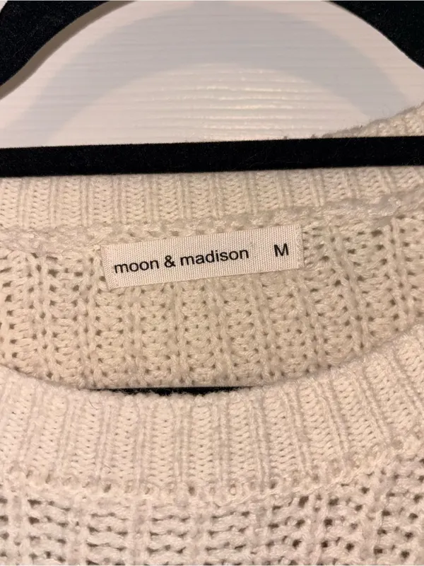 Moon & madison Cropped Striped Knit Sweater in Cream, Tan & Gray Size M - Image 3