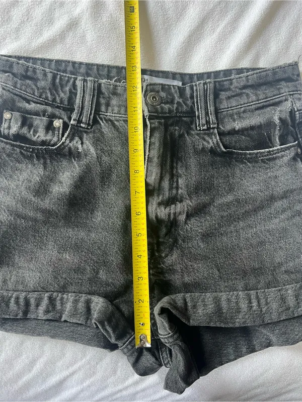 Zara Gray Washed High-Rise Black Denim Shorts Jorts 100% Cotton Size 6 - Image 7