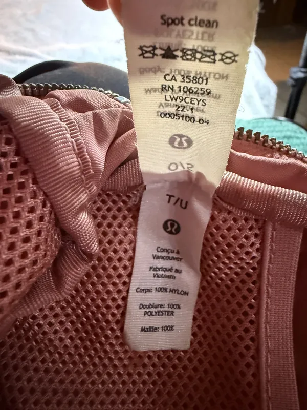 Lululemon Everywhere Belt Pink Pastel 1L Bag Crossbody - Image 6