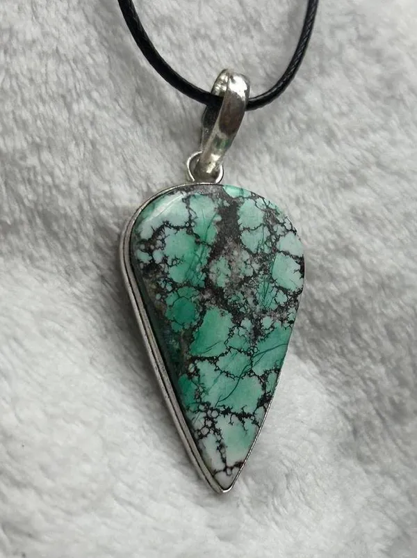 Turquoise Natural Pendant Necklace - Image 7