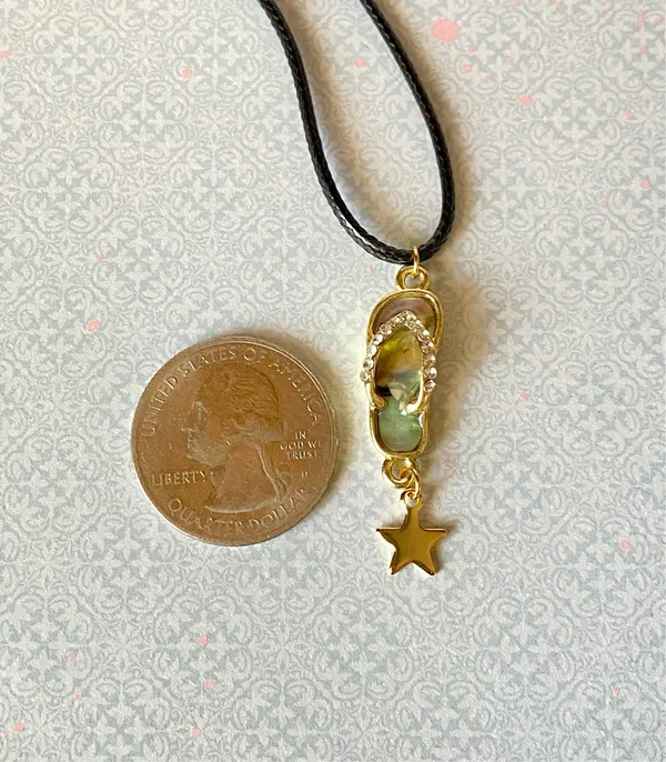 Handmade cute boho beach shell flip flops sandal necklace🌟 - Image 6