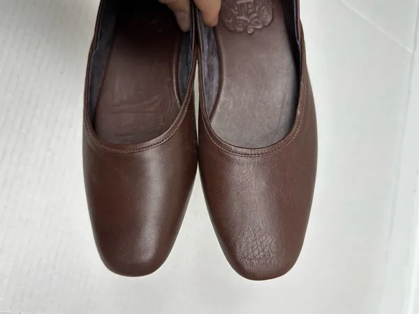 Bali ELF Made by Hand Brown Leather Ballet Flats D’Orsay Slip On Shoes Sz 6 - Image 2