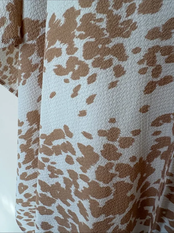 Buddy Love Cream & Tan Printed V-Neck Flutter Blouse - Image 2