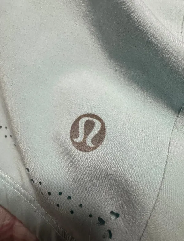 Lululemon Run: Breeze By Short *Laser Cut Aquamarine Size 2 - Image 4