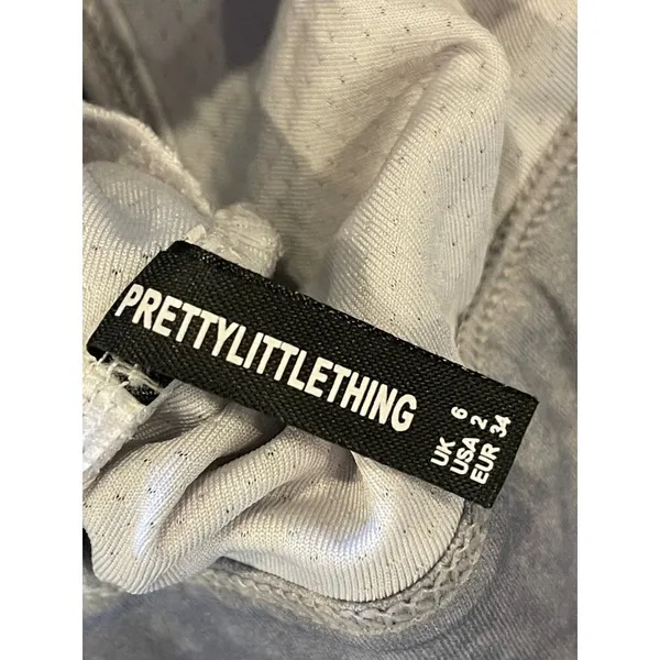 Pretty Little Thing Gray‎ And White Scoop Neck Racerback Sports Bra Size 2 - Image 5