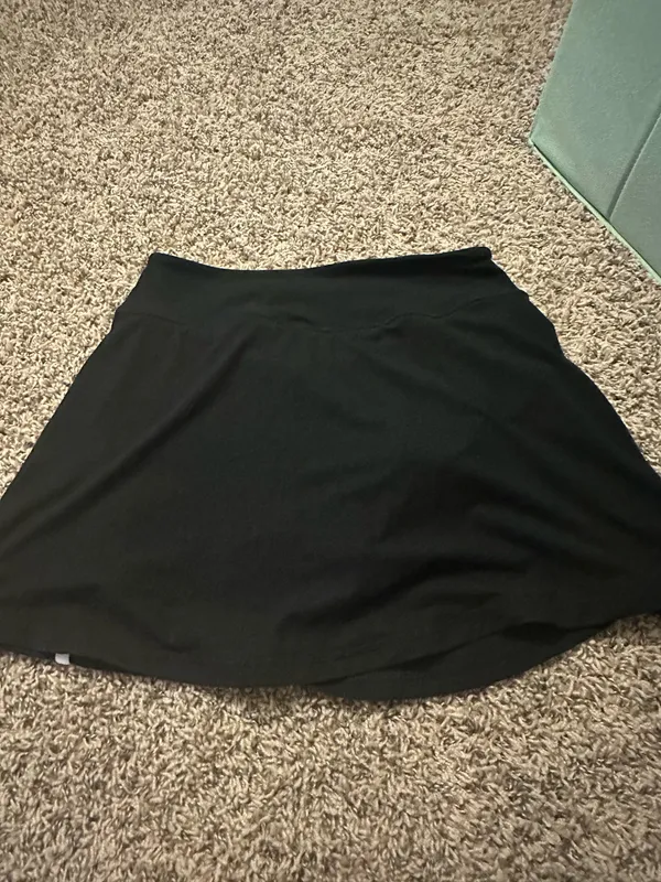 Dunham’s Skirt Black - Image 4
