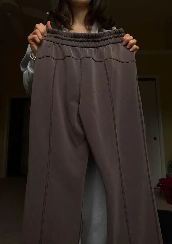 Lululemon Softstreme In Espresso - Image 2