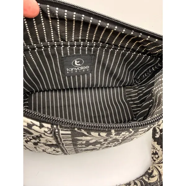 Tanyalee‎ Design Shoulder Bag Womens Medium Black White Quilted Damask Paisley - Image 3